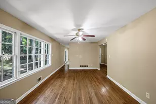 6764 Brookwood Cir, Jonesboro, GA 30236 - Photo 27