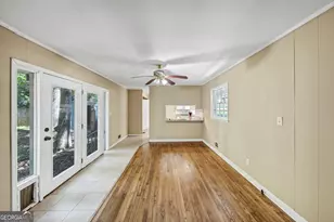 6764 Brookwood Cir, Jonesboro, GA 30236 - Photo 9