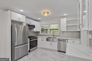 2011 Lexington Ave, Atlanta, GA 30344 - Photo 11