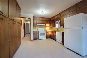 493 Bee Maxey Rd, Winder, GA 30680 - Photo 3