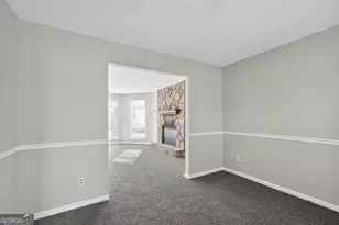 826 Greenhedge Way, Stone Mountain, GA 30088 - Photo 9