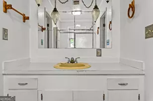 724 Hill St, Madison, GA 30650 - Photo 27