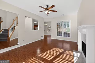 7038 Surrey Dr, Woodstock, GA 30189 - Photo 5