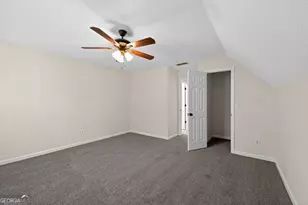 7038 Surrey Dr, Woodstock, GA 30189 - Photo 15