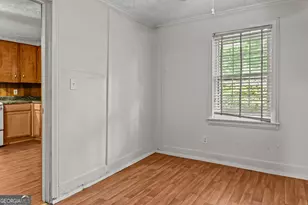 546 Fourth St, Madison, GA 30650 - Photo 23