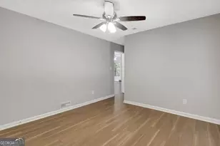 135 Belle Dr, Fayetteville, GA 30214 - Photo 11