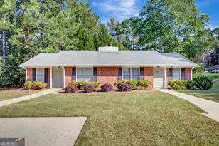 105 Belle Dr, Fayetteville, GA 30214 - Photo 1