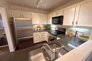 706 Abingdon Way, Sandy Springs, GA 30328 - Photo 13