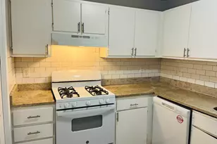 907 Silverwood Dr, Atlanta, GA 30349 - Photo 5