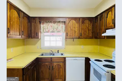 207 Harwell Avenue #A2, Lagrange, GA 30240 - Photo 5