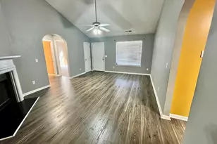 6135 Stone Creek Ln, Rex, GA 30273 - Photo 3