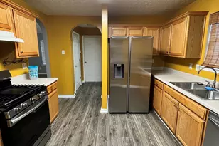 6135 Stone Creek Ln, Rex, GA 30273 - Photo 5