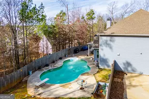 201 Overton Point, Carrollton, GA 30116 - Photo 3