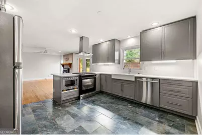 161 Deerwood Circle, Smyrna, GA 30082 - Photo 11