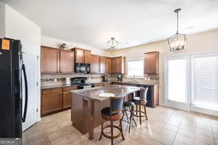 100 Meadow's Walk Dr, Byron, GA 31008 - Photo 9