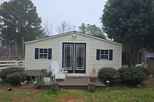 396 Willis Rd, Lavonia, GA 30553 - Photo 17
