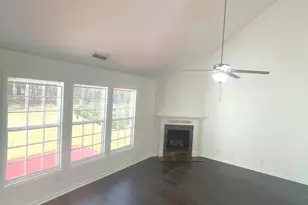 3870 Parham Way, Atlanta, GA 30349 - Photo 23