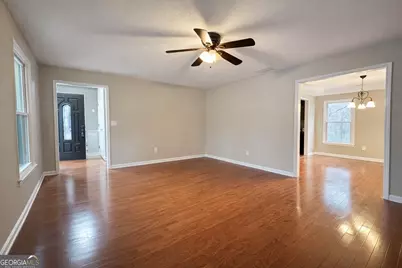 716 Wilkes Drive, Loganville, GA 30052 - Photo 5