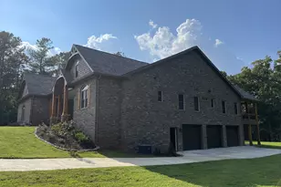 407 St Regis Dr, Oxford, GA 30054 - Photo 9