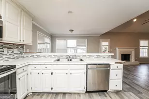 2640 Eastmont Trail, Snellville, GA 30039 - Photo 7