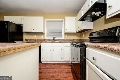 3851 N Shelby Lane, Douglasville, GA 30135 - Photo 9