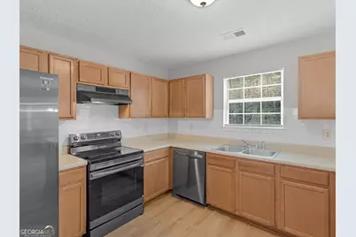 230 Millstone Drive, Hampton, GA 30228 - Photo 9