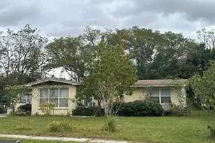 6917 Bream St, Tampa, FL 33617 - Photo 5