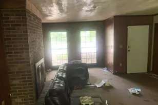 5897 Leone Dr W, Macon, GA 31206 - Photo 17