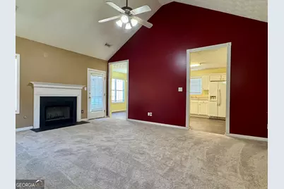 39 Canterbury Drive, Grantville, GA 30220 - Photo 5