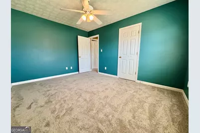 39 Canterbury Drive, Grantville, GA 30220 - Photo 15