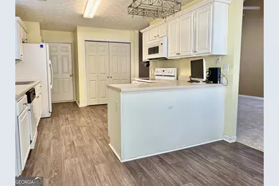 39 Canterbury Drive, Grantville, GA 30220 - Photo 9