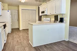 39 Canterbury Dr, Grantville, GA 30220 - Photo 9