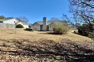 39 Canterbury Dr, Grantville, GA 30220 - Photo 23