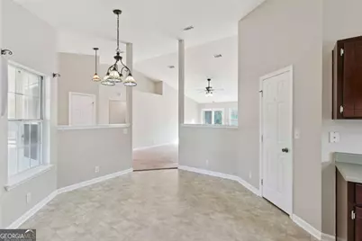 233 S Lake Forest Drive, Kingsland, GA 31548 - Photo 11