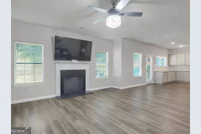 3027 Wentworth, Ellenwood, GA 30294 - Photo 3