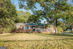 205 Matthews St, Barnesville, GA 30204 - Photo 31