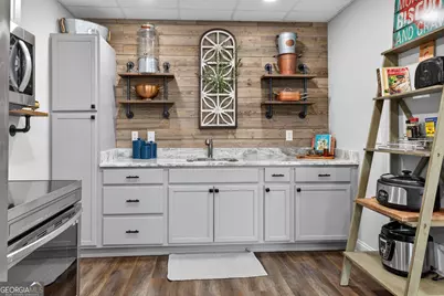 209 N Berrong Street, Hiawassee, GA 30546 - Photo 31