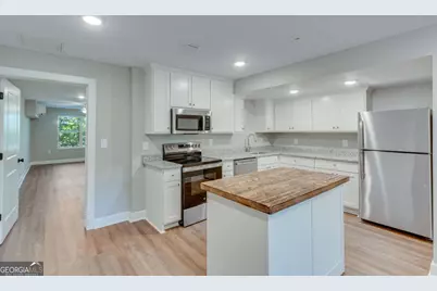 710 Jesse Jewell Parkway SE #105, Gainesville, GA 30501 - Photo 7