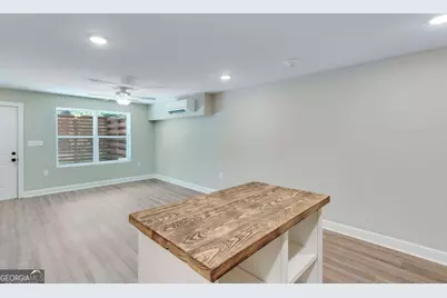 710 Jesse Jewell Parkway SE #105, Gainesville, GA 30501 - Photo 9