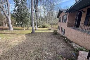 1977 Thomas Dr, Macon, GA 31217 - Photo 5