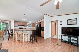 450 Lakeshore Dr, Jackson, GA 30233 - Photo 13