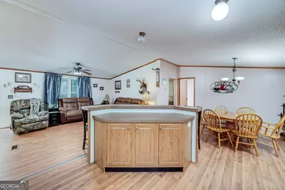 450 Lakeshore Drive, Jackson, GA 30233 - Photo 17