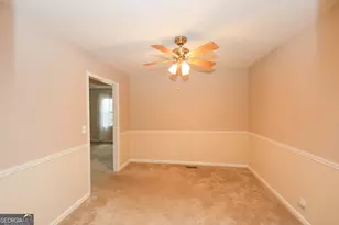 207 N View Pointe Dr, Lagrange, GA 30241 - Photo 9