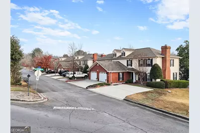 1700 Wilow Oak #25, Dalton, GA 30721 - Photo 3