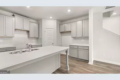 301 Tate Street, Monroe, GA 30655 - Photo 3