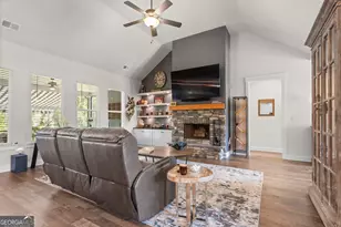 104 Wellborn Dr, Newnan, GA 30263 - Photo 5