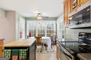 221 Grindstone Creek Dr, Clarkesville, GA 30523 - Photo 9