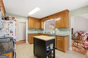 221 Grindstone Creek Dr, Clarkesville, GA 30523 - Photo 11