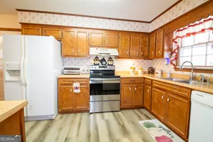 106 Jandale Dr, Lagrange, GA 30241 - Photo 13