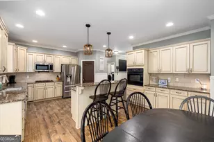 2016 Portage Point, Lawrenceville, GA 30045 - Photo 3